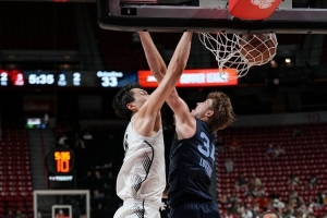 kaiyun-杨瀚森的扣篮；弗拉格vs哈珀：状元对榜眼