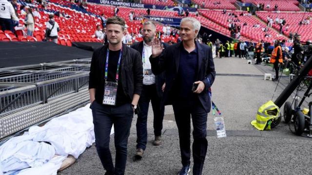 开云-费内巴切官宣穆里尼奥 评完欧冠决赛他直飞土耳其