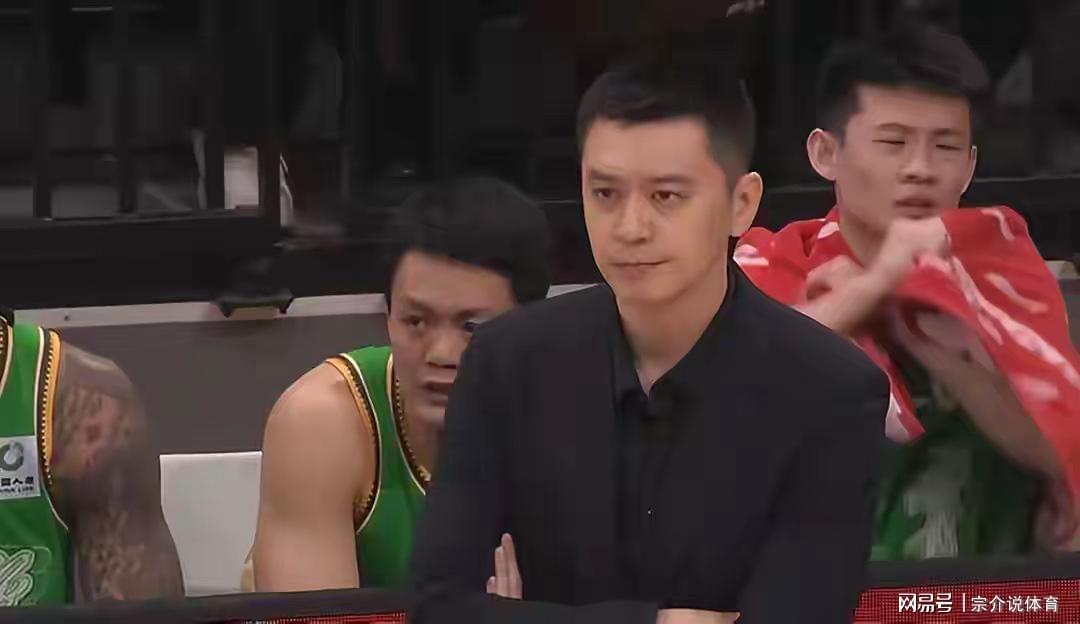开云官网-脸都不要了！辽宁队惨败青岛，三大混子真要淘汰，杨鸣面临下课
